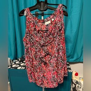 EUC 30/32 Avenue sleeveless top with cute neckline and ruffles light weight